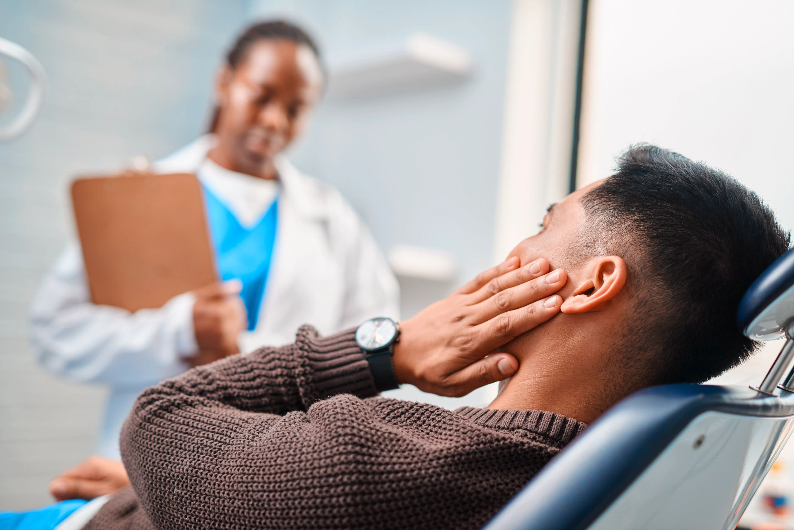 Relaxed dental patient during a calm consultation